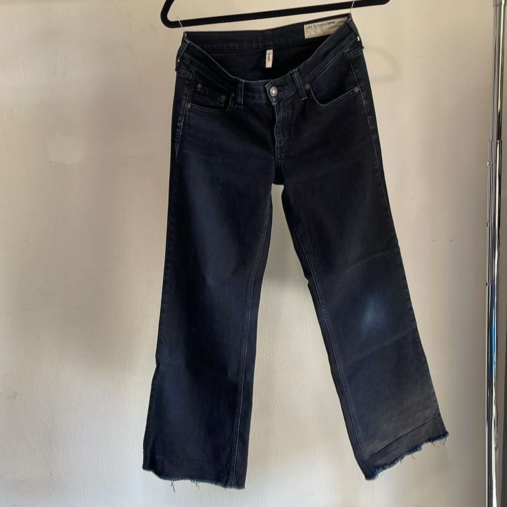 Rag and Bone Jean size 26 wide leg pants with raw hem